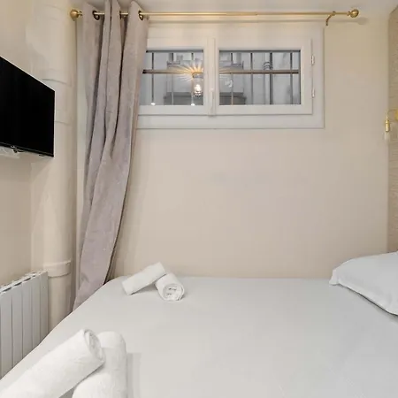 Apartman Charmante 17e