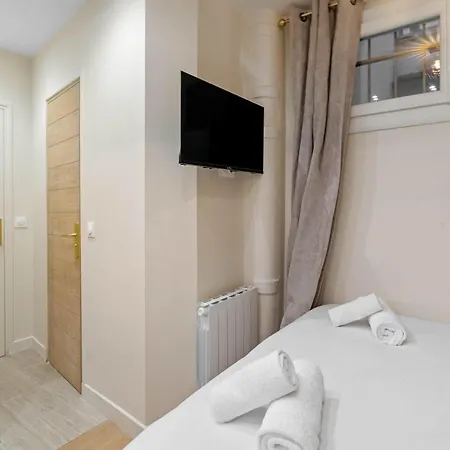 Apartman Charmante 17e *